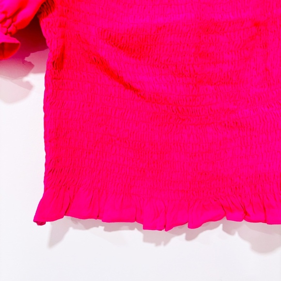 GUESS – Bright pink smocked puff sleeve top | Feminine ruffle detail | Small * - Picture 4 of 6